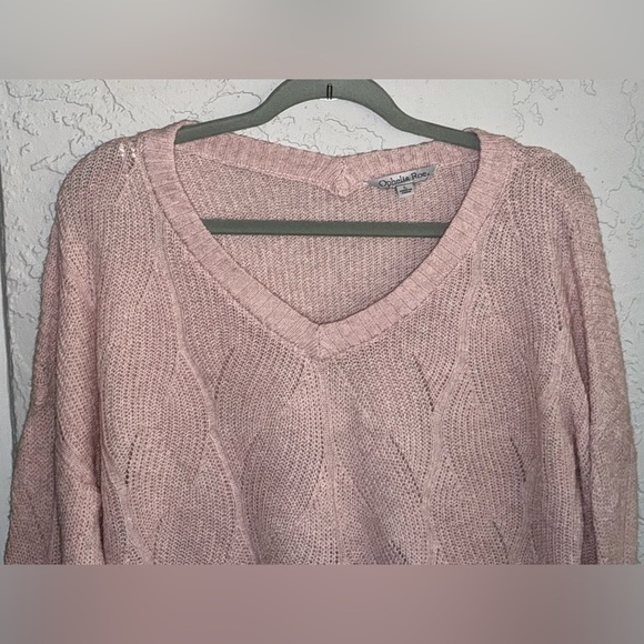 Ophelia Roe Light Pink V-Neck Women's Sweater (NWT) - Picture 5 of 9